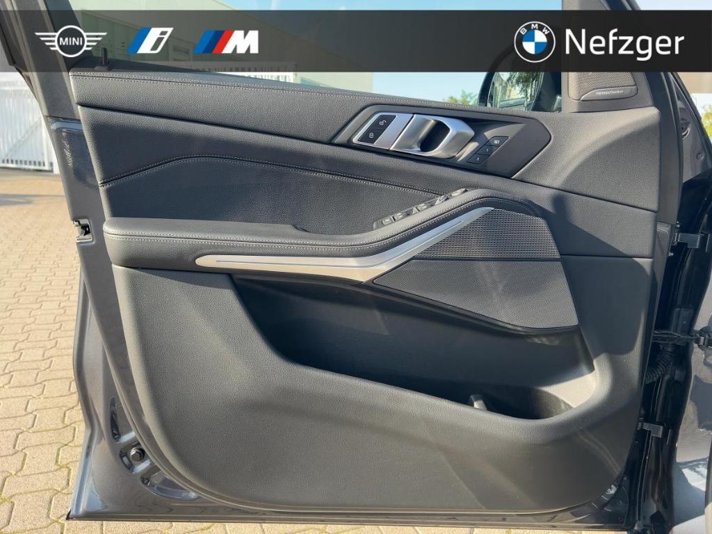 BMW X5 xDrive30d M Paket Laser HUD H&K Standheizung