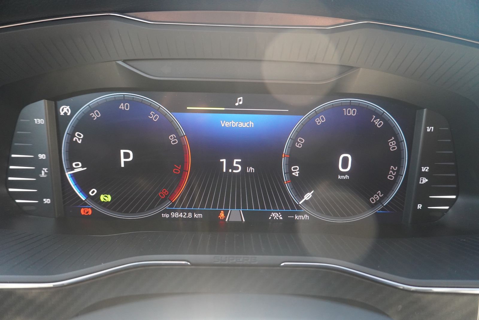 Skoda Superb Combi 2.0TSI Sportline LED Navi ACC Leder foto 24