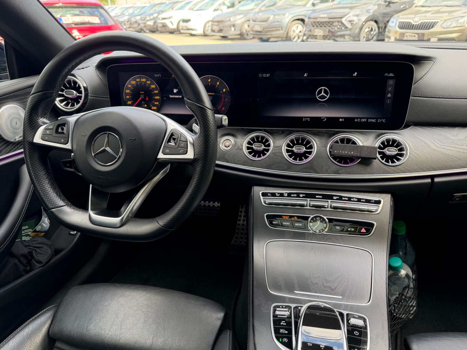 Mercedes-Benz E 300 EDITION 1 /AMG/ PANO/LEDER/NIGHTPACKET