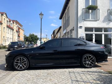 BMW 740 - 6