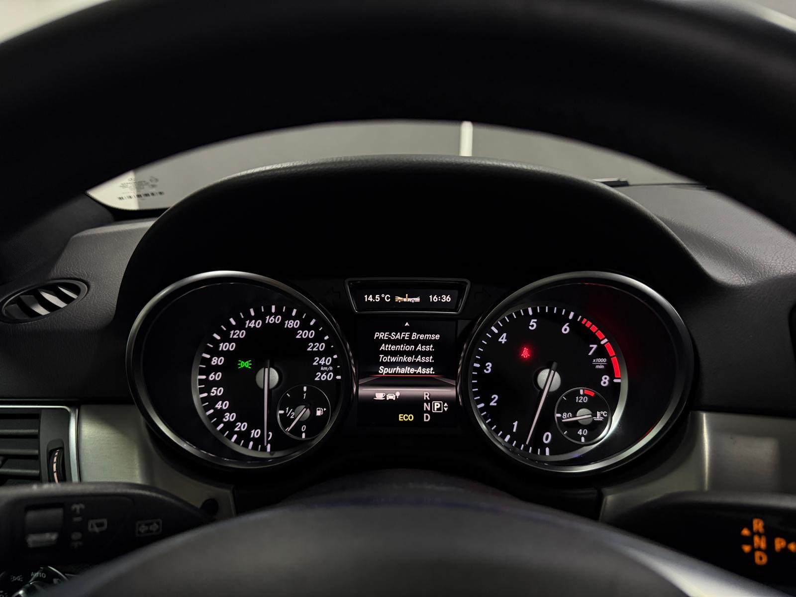 Mercedes-Benz ML 500 BE 4M 7G AMG-LINE*PANO*DISTR*360*AIR.*AHK