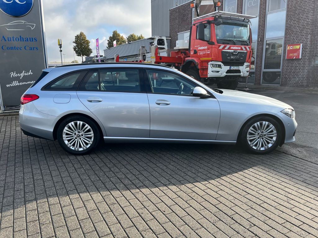 Image of Mercedes-Benz C 200