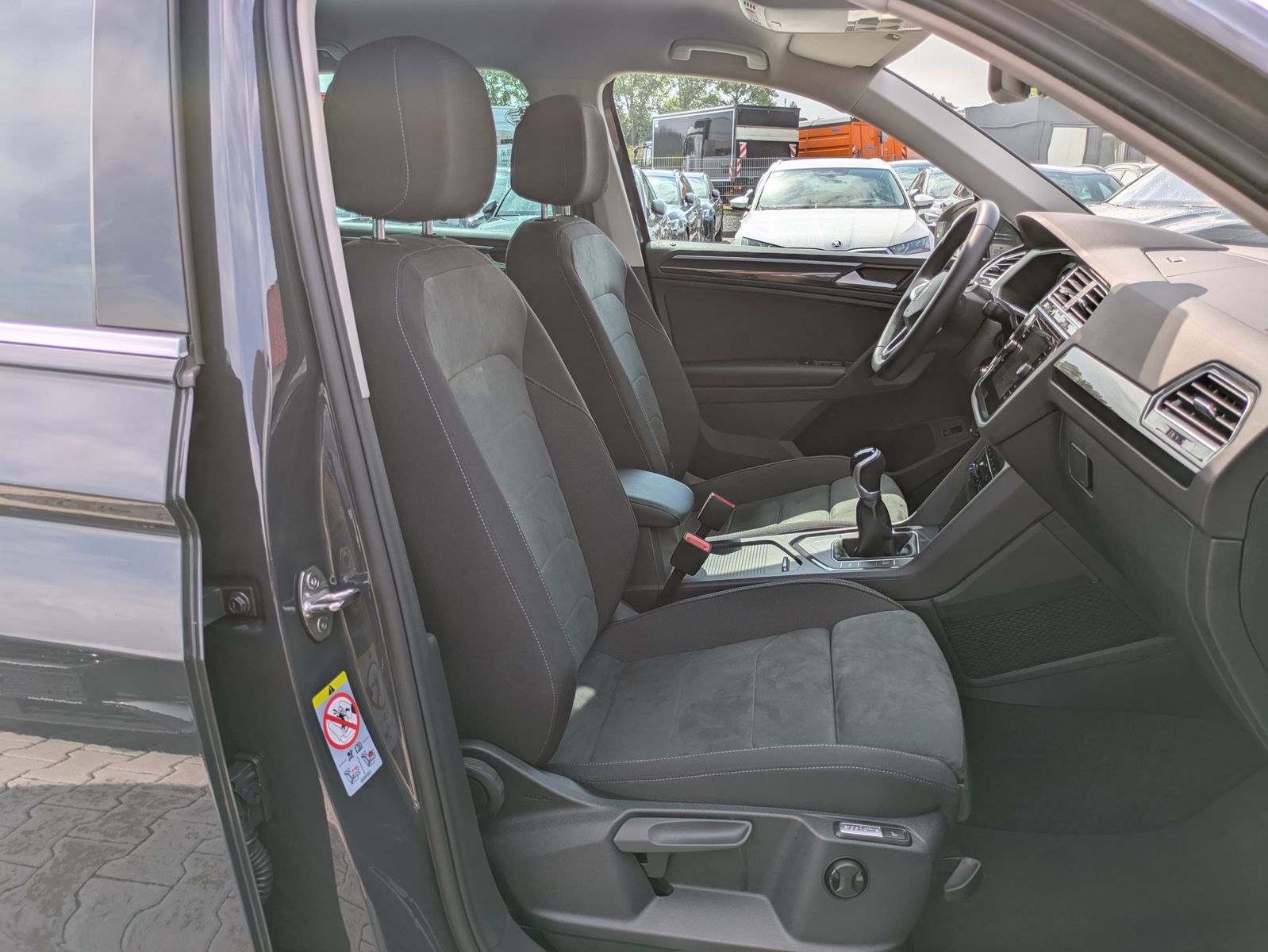 Fahrzeugabbildung Volkswagen Tiguan 2.0 TDI Elegance MATRIX*ACC*CAM*MASSAGE