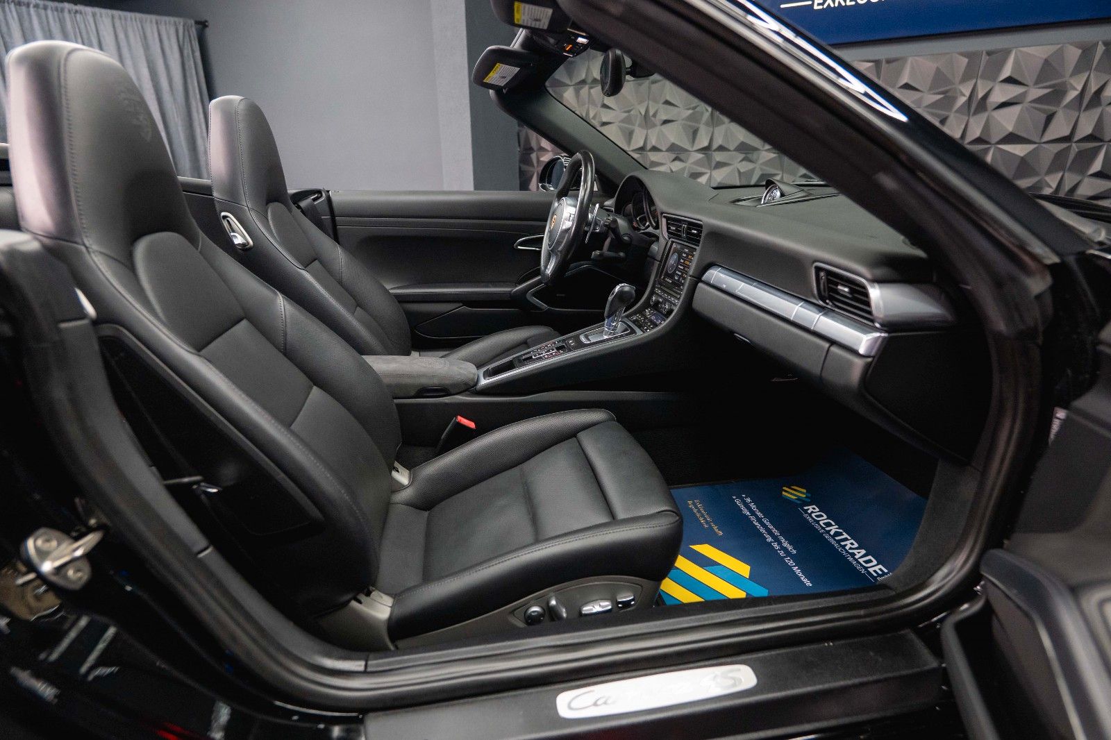 Fahrzeugabbildung Porsche 911 Carrera 4 S Cabriolet Sport Chrono Garantie