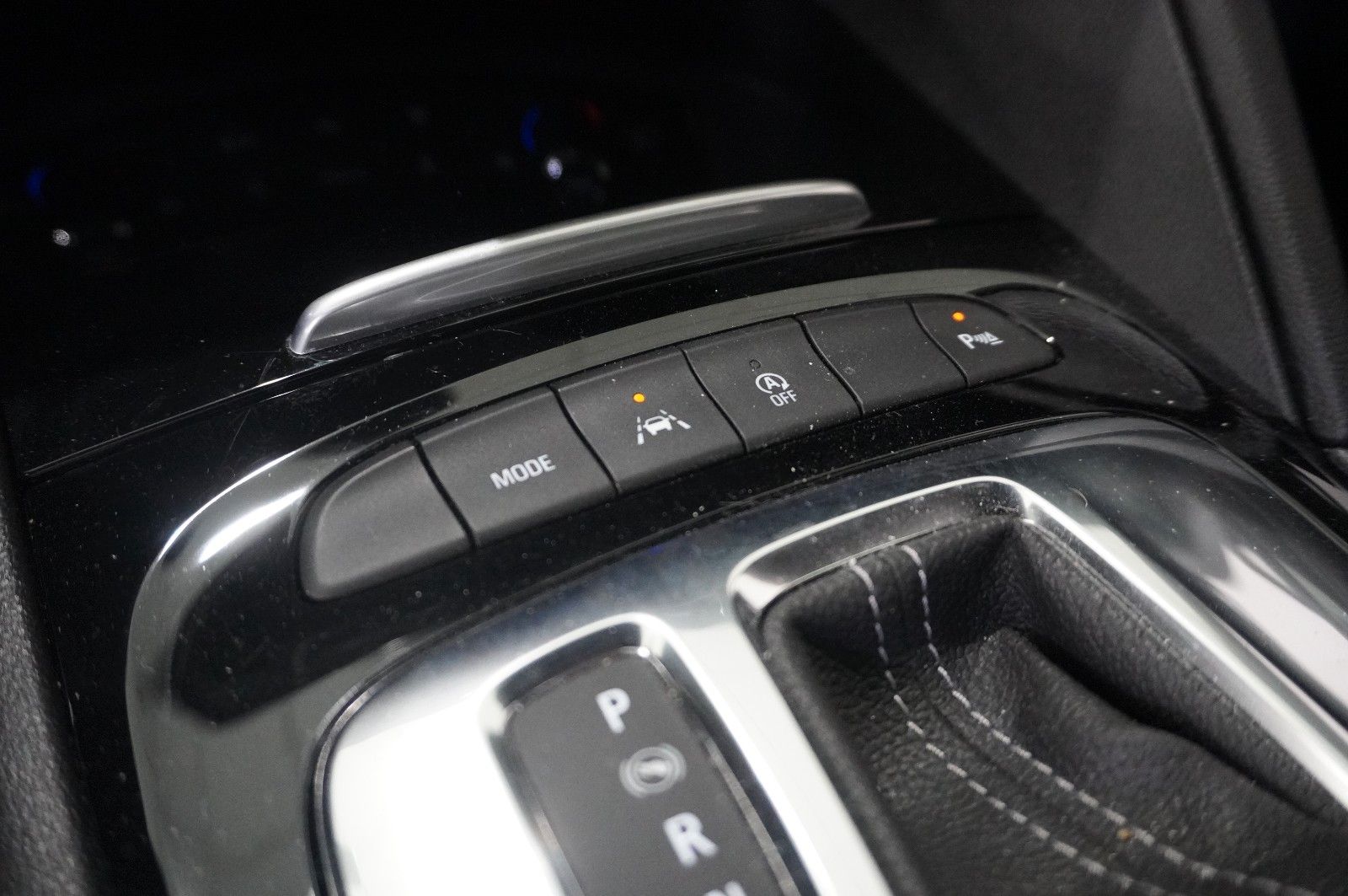 Fahrzeugabbildung Opel Insignia B ST 2.0T ELEGANCE NAVI/LED/VIRT./DAB+