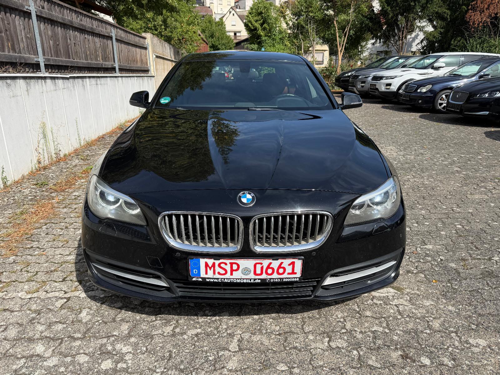 BMW 520d Touring Bi-Xenon/Navi/Leder/PDC/SHZ/Klima