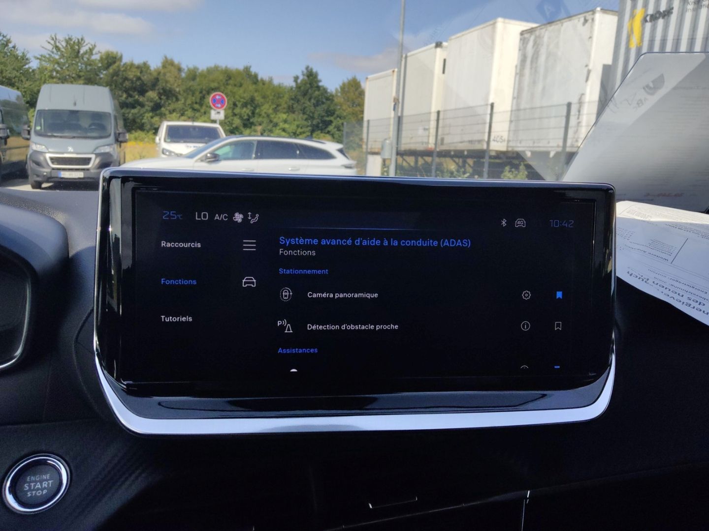 Peugeot 2008 - Bild 18