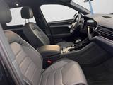 Volkswagen Touareg 3,0 TDI DSG R-Line 4 Motion AHK/RFK/NAVI - Volkswagen: 4motion