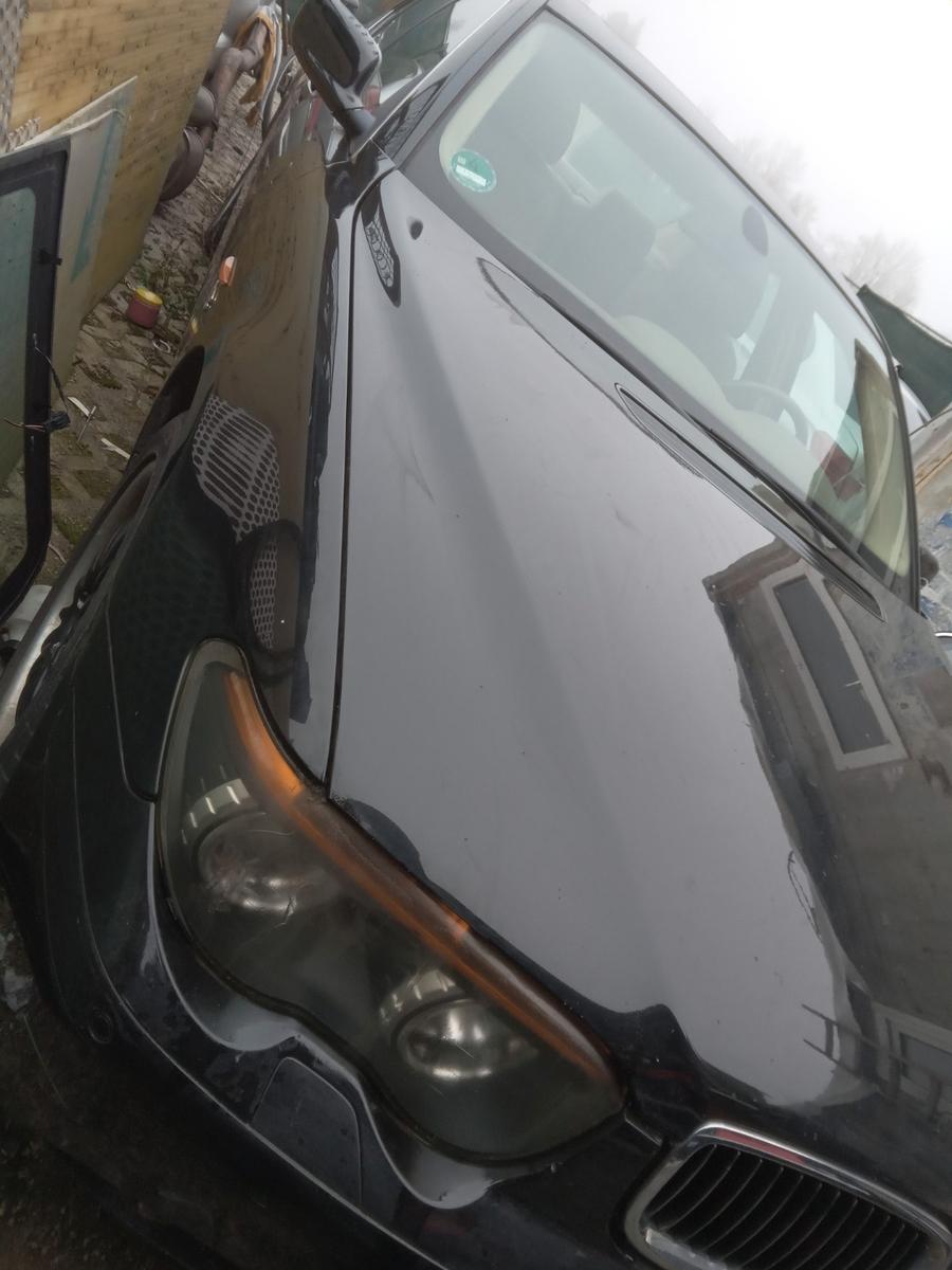 BMW 735i A -