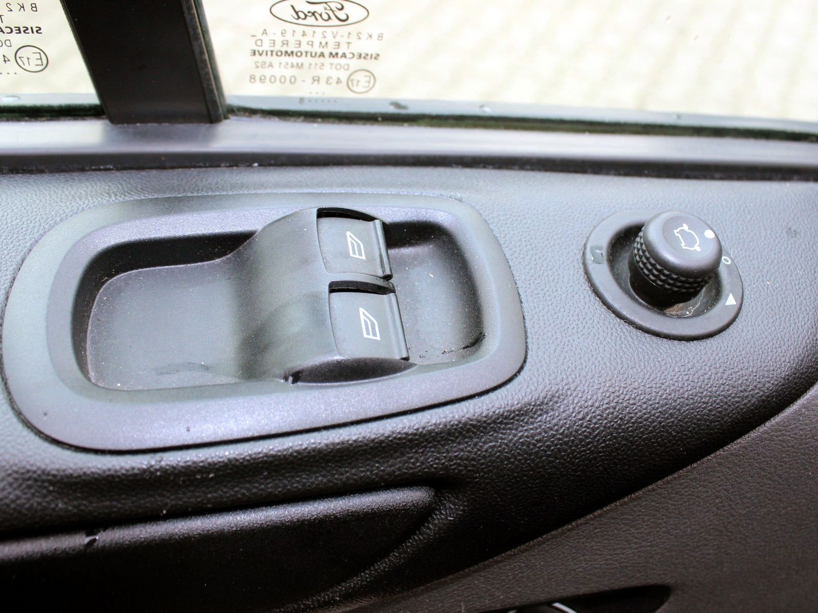 Fahrzeugabbildung Ford Transit Custom 320 L1 Trend