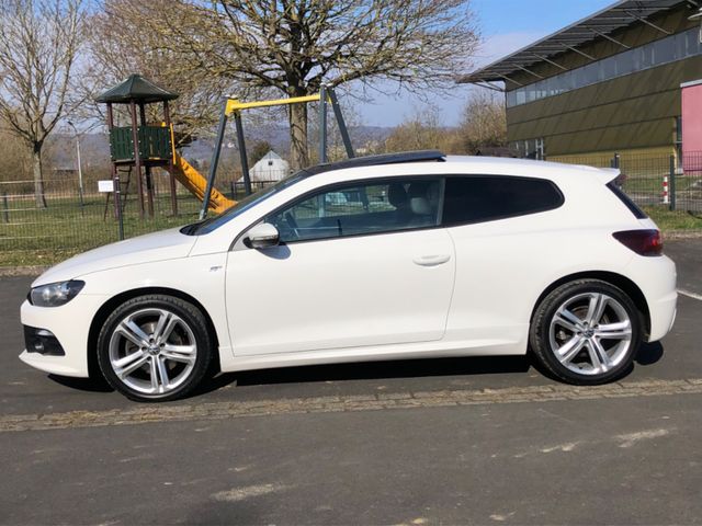 Volkswagen Scirocco 2.0 TDI 130 kW Sport  R-Line Panorama