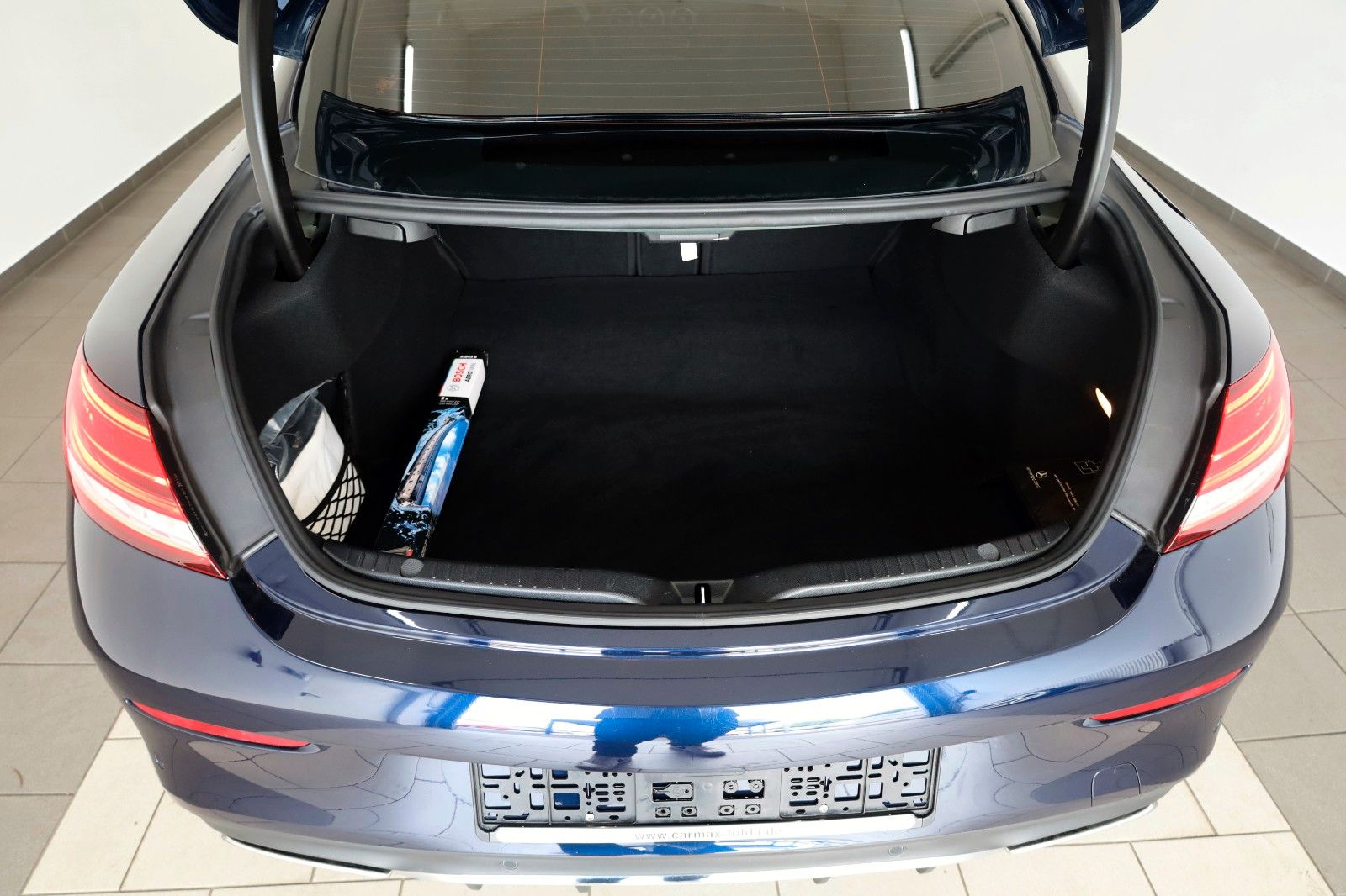 Fahrzeugabbildung Mercedes-Benz C 200 Coupe AMG Line Leder,Navi,LED,SH,PDC,SR+WR