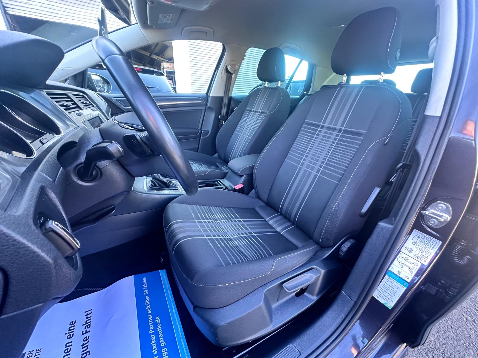 Volkswagen Golf VII Lim. Lounge BMT