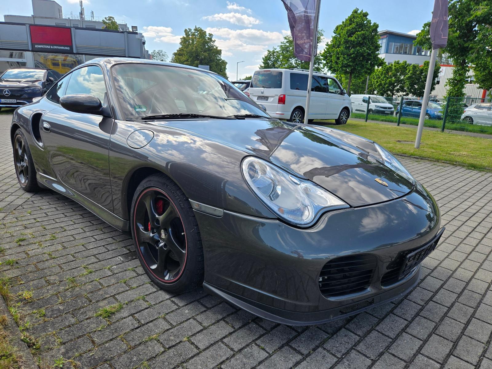 Porsche 996 Turbo Coupé Automatik Xenon Navi MOD.2004