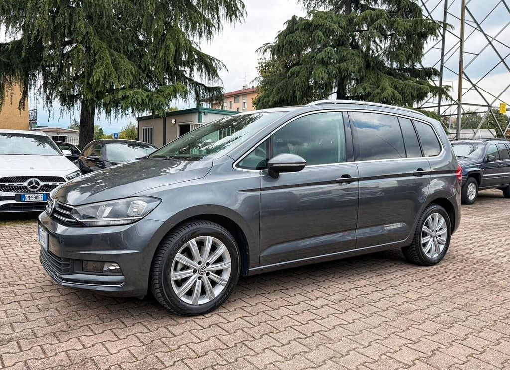 Image of Volkswagen Touran