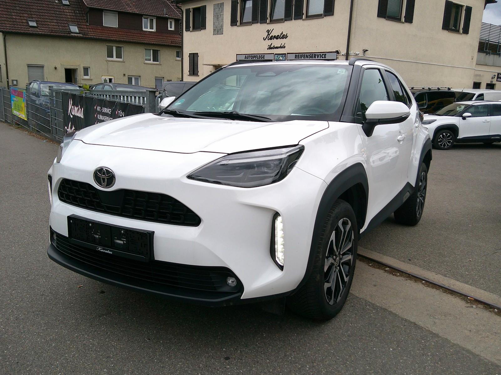 Toyota Yaris Cross Hybrid FWD Team Deutschland