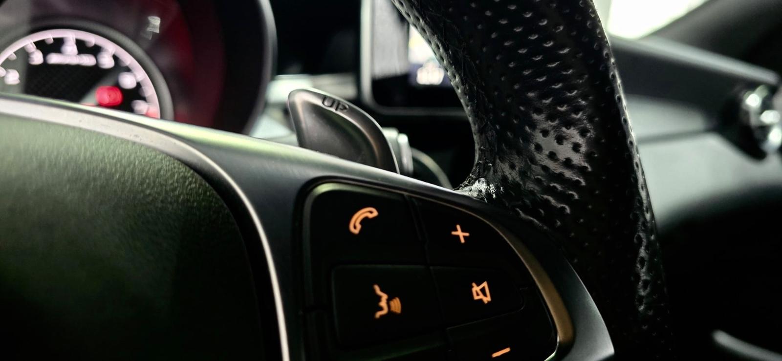 MERCEDES-BENZ C - 63 AMG - 476 CV - BVA - ENTRETIEN MERCEDES