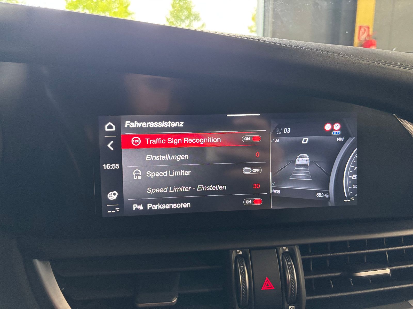 Fahrzeugabbildung Alfa Romeo Giulia Veloce Q4/ACC/MEMORY/KAMERA/NAVI/SOUND/