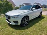 Volvo XC60 D5 AWD R Design Geartronic R Design - Volvo XC60 von privat