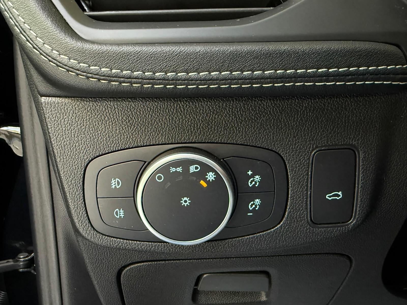 Ford Focus 1.5 Vignale Pano Leder CAM LED ACC Head Up