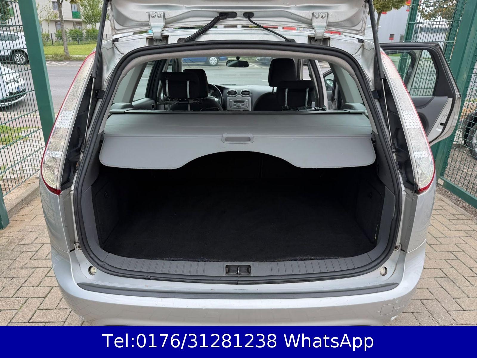 Ford Focus 2009 — photo 9