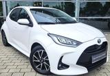 Toyota Yaris Hybrid 1.5 VVT-i Team Deutschland*Paket Co - Toyota Yaris Gebrauchtwagen in Augsburg