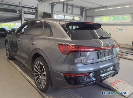 Audi Q8 e-tron 55 S Line AHK,Matrix,PDC+,RFK,Sportsit imagem 2