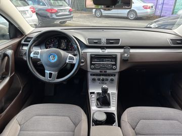 Volkswagen Passat Variant - 12