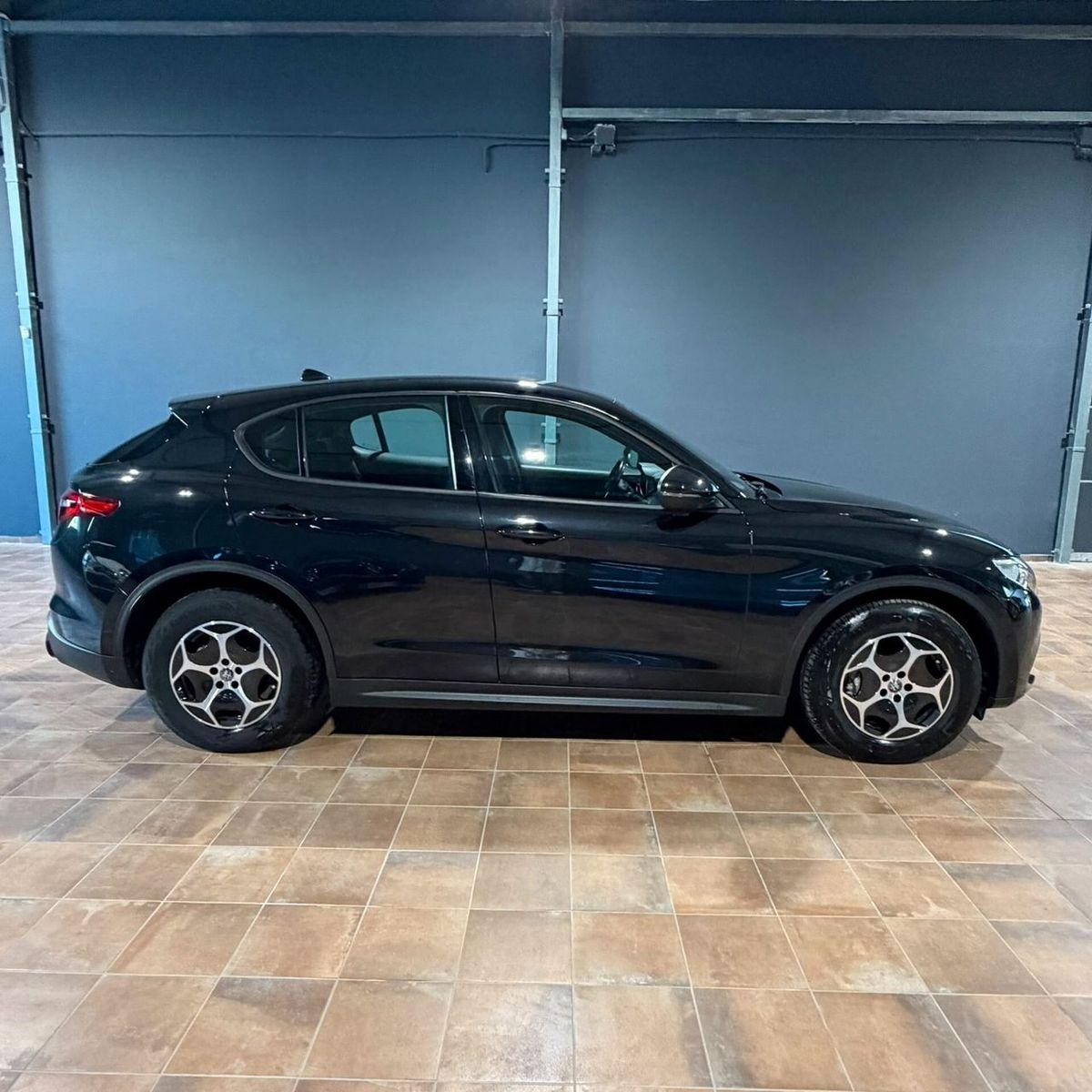 Alfa Romeo ALFA ROMEO STELVIO 2.2TD 190cv AT8 Q4 imagem 2