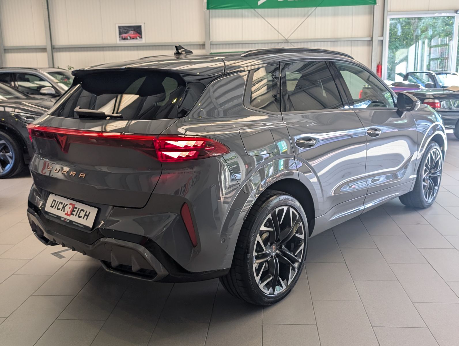 Fahrzeugabbildung CUPRA Terramar 2.0 VZ 4D Drive-XL HUD Matrix Pano 20"