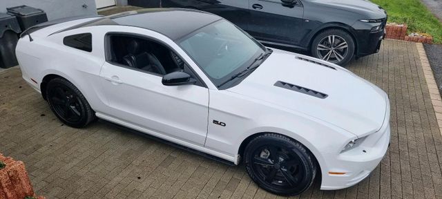 Ford Mustang 5.0 V8 - Handschalter - 2014 ...