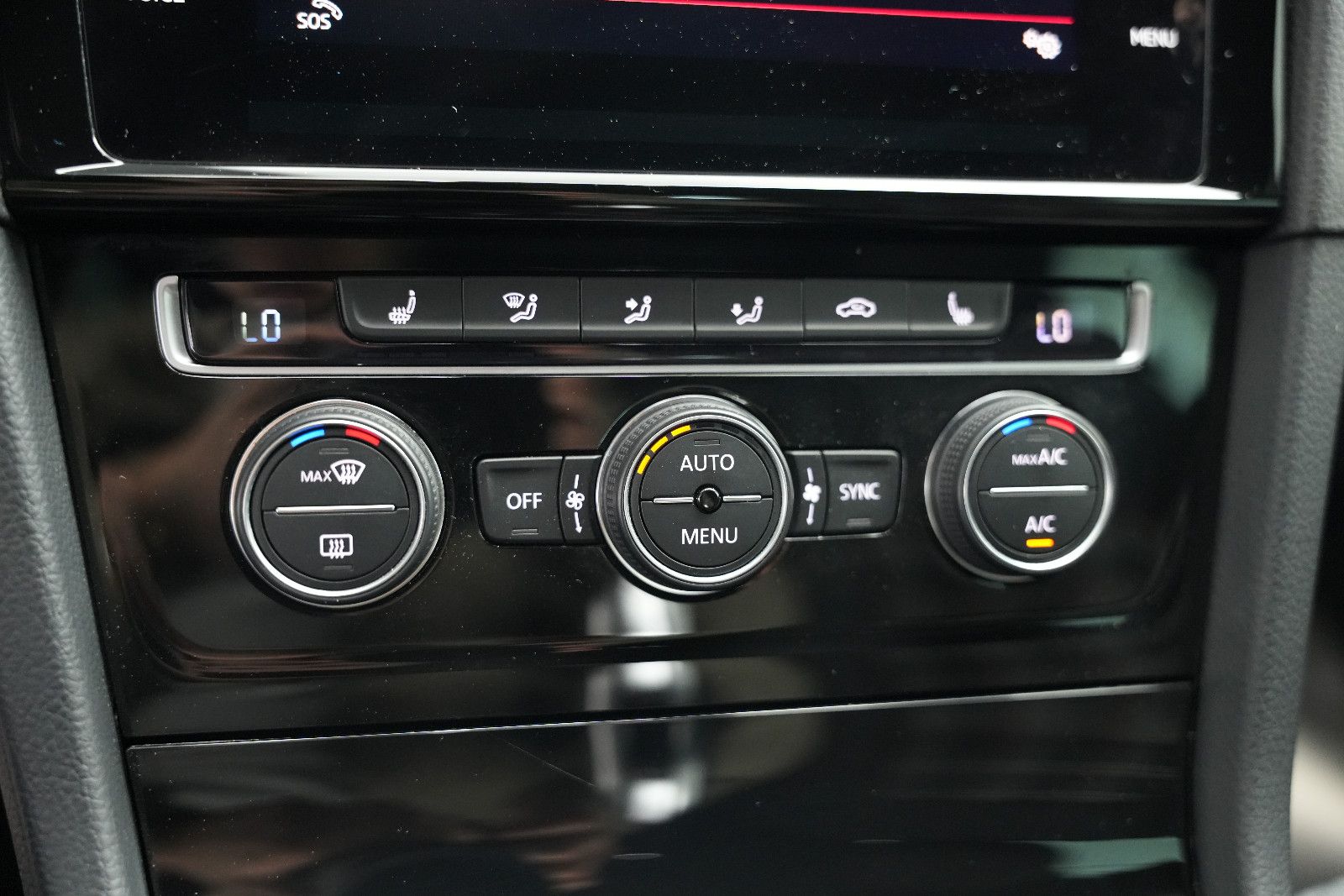 Fahrzeugabbildung Volkswagen Golf VII GTI Performance *Virtual*Automatik*SHZ*