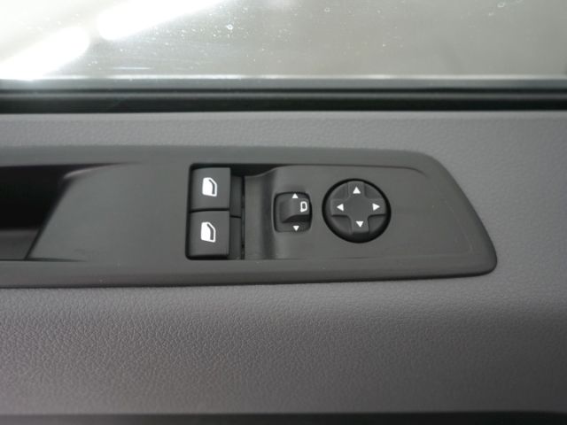 Vivaro C KOMBI M CDTI 9-SITZER+NAVI+SCHIEBETÜR+B