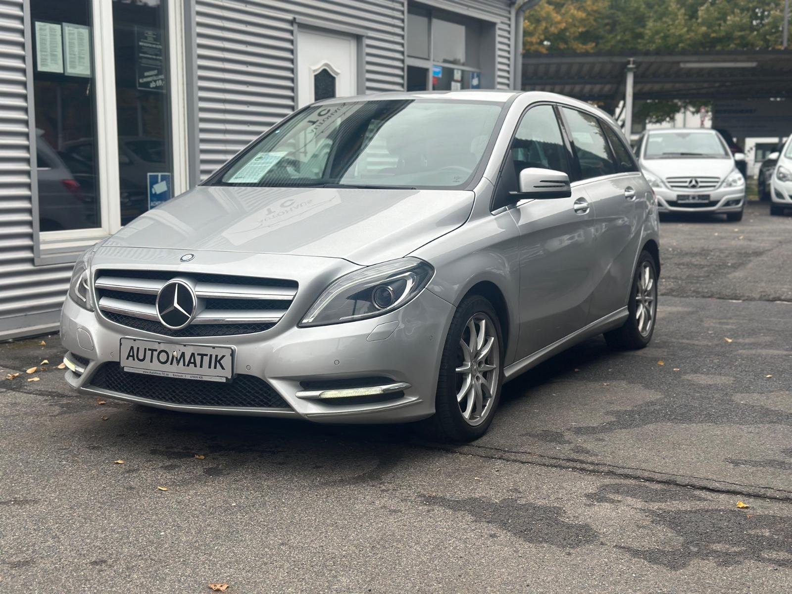 Mercedes-Benz B -Klasse B 180 CDI  AUTOMATIK+1.HAND+PDC+AHK