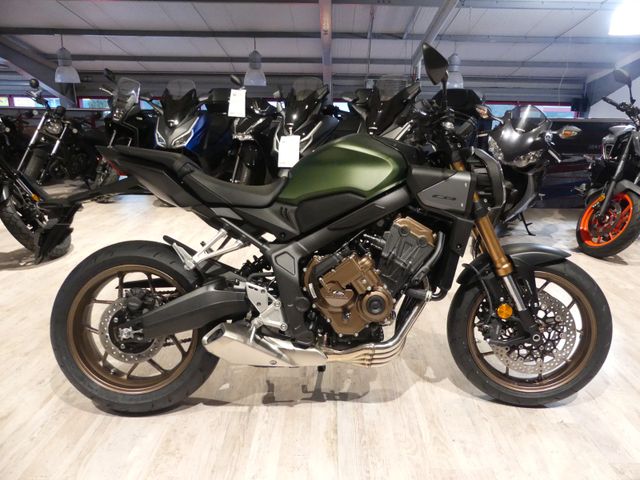 Honda CB650R mit ABS und E-Clutch incl. Anlieferung