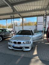 BMW E46 330i - BMW 330 aus 2000: 330i