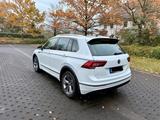 Volkswagen Tiguan 2.0 TDI SCR 140kW DSG BMT 4MOT Highli... - VW Tiguan Gebrauchtwagen in Wiesbaden
