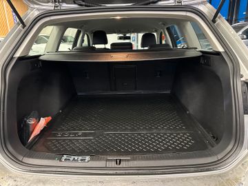 Volkswagen Golf VII Highline BMT 4Motion *Standh*AHK*Xenon*