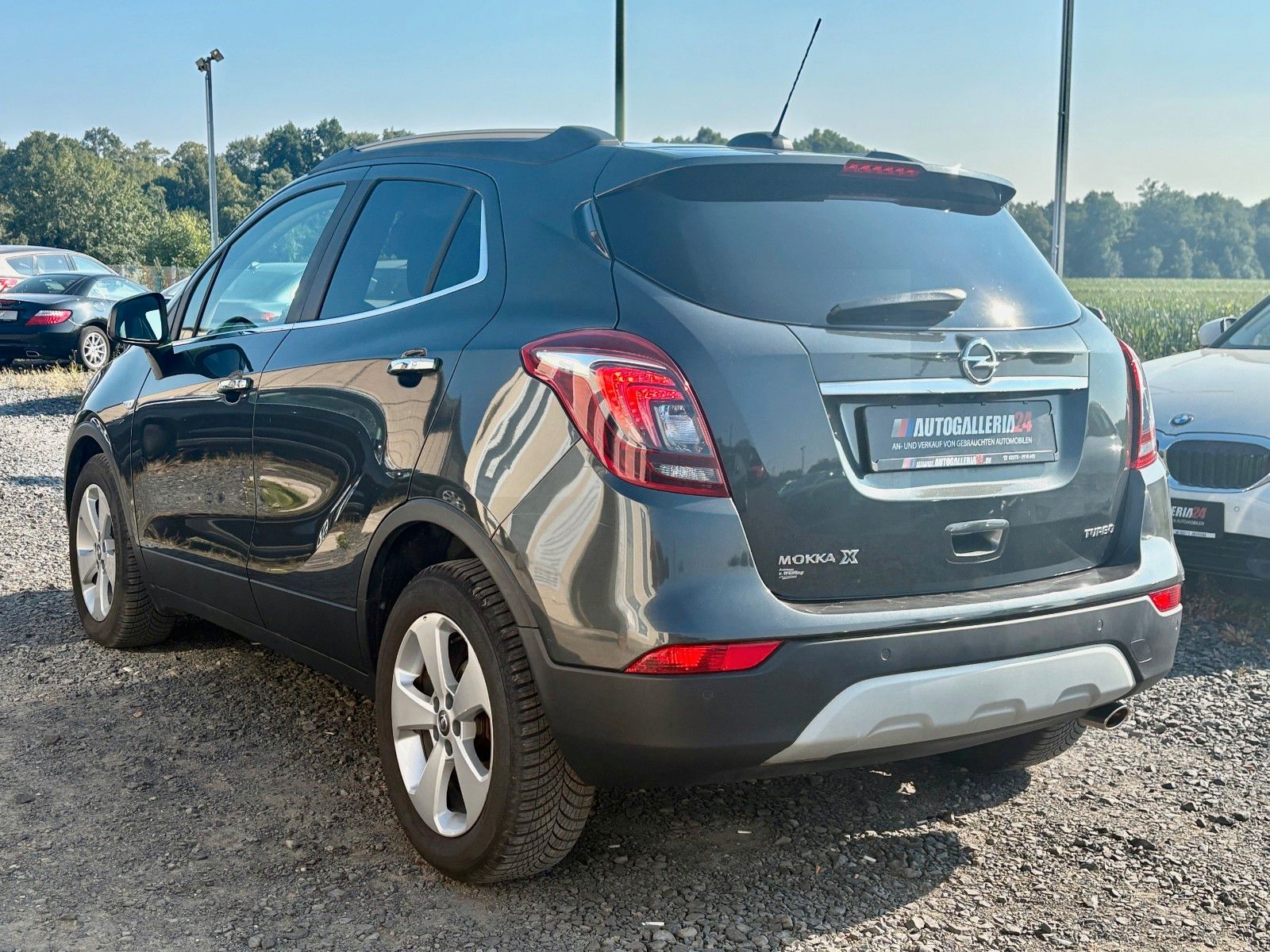Fahrzeugabbildung Opel Mokka X 1.4 Innovation Aut. Navi LED SPORTSITZE