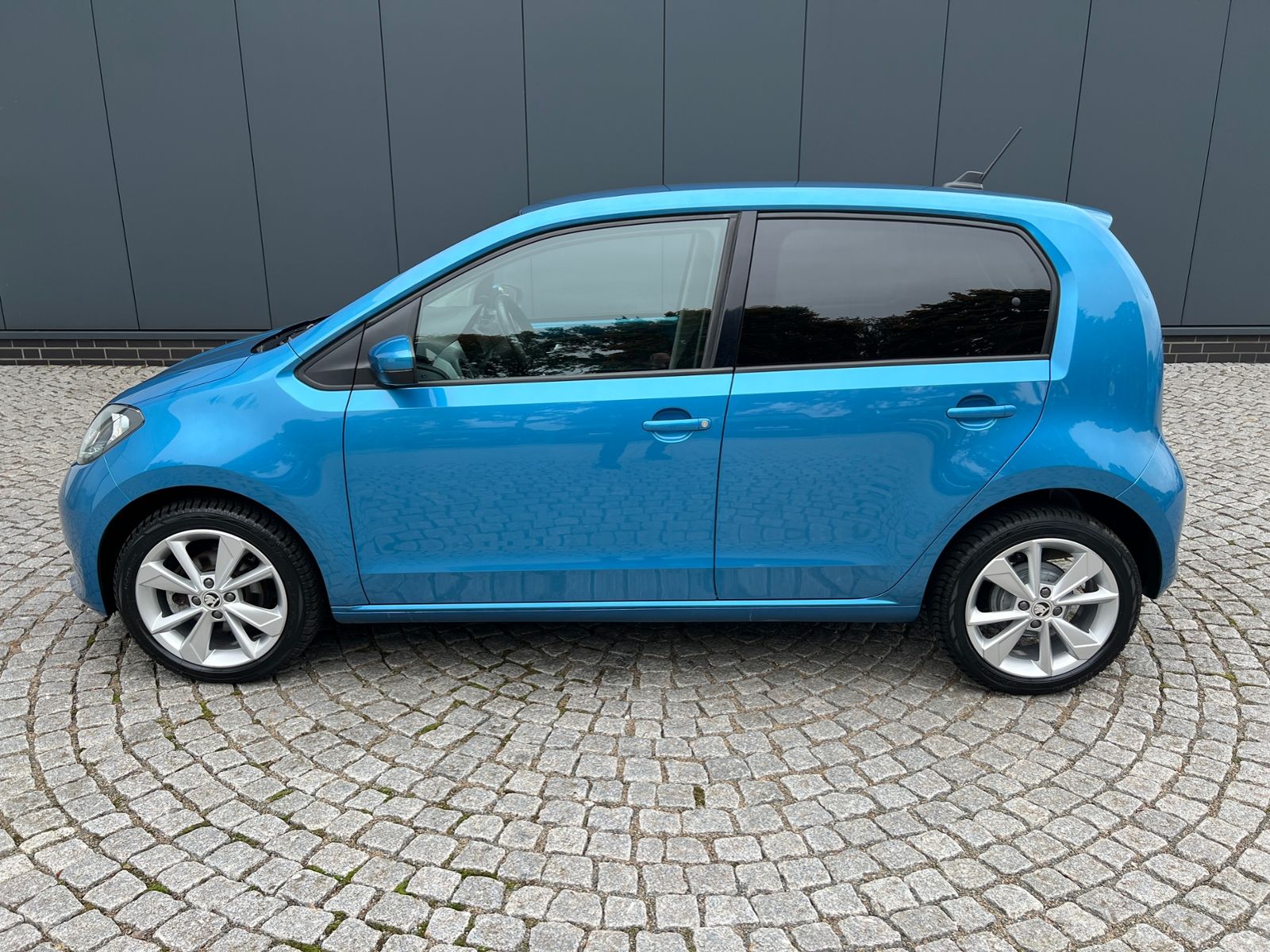 Fahrzeugabbildung SKODA Citigo e iV Style