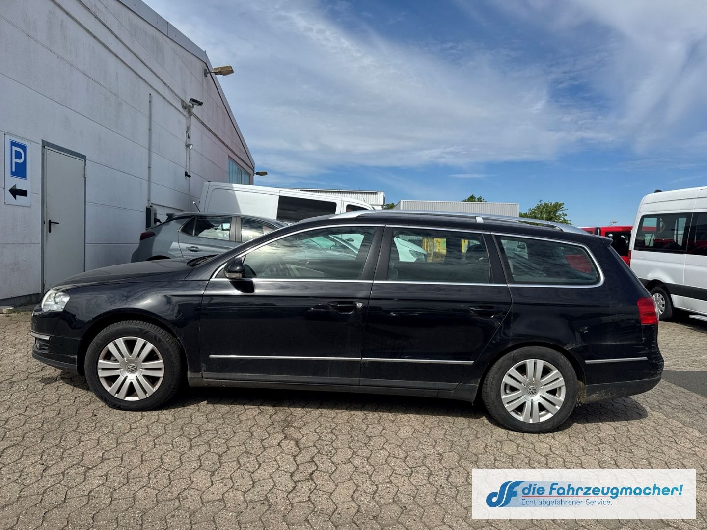 Fahrzeugabbildung Volkswagen Passat Variant Highline Navi Leder *EXPORT