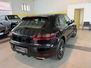 Porsche Macan - 2