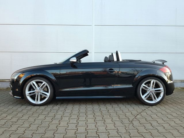 Audi TTS Roadster quattro 2.0 TFSI