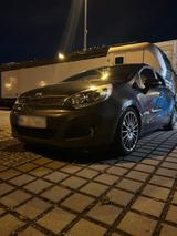 Kia Rio UB Dream Team Edition - Kia Rio UB