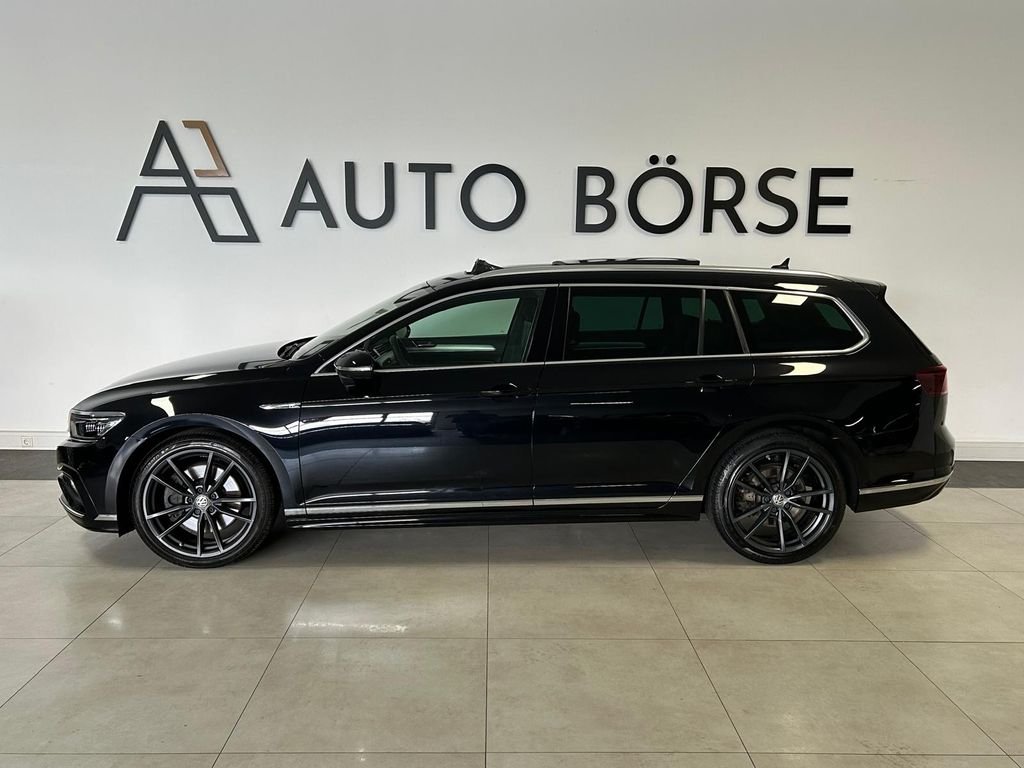 Volkswagen Passat Var 4M R-Line*NAVI*ViCO*STH*PANO*HUD*LED*