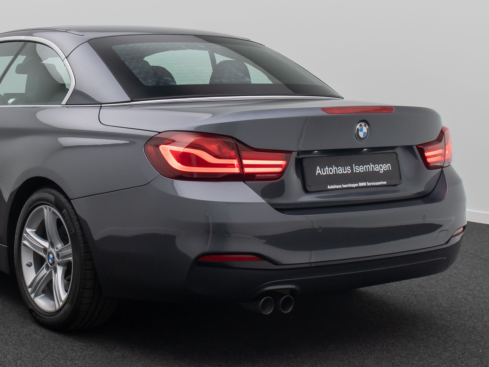 Fahrzeugabbildung BMW 420i Cabrio Sport Line DAB NaviPro Alarm Memory