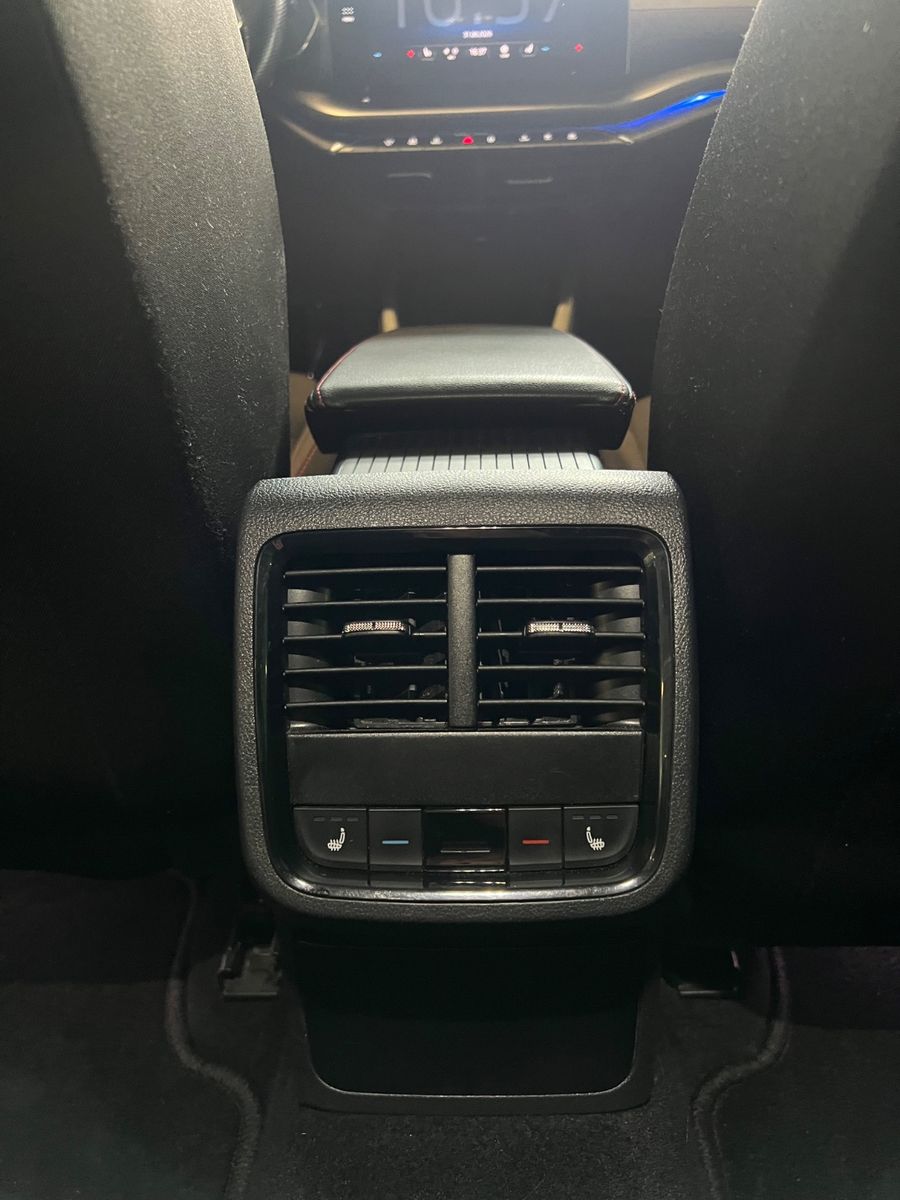 Fahrzeugabbildung SKODA Octavia  RS *HEAD-UP*4x SITZHEIZUNG*KAMERA*VIRT*