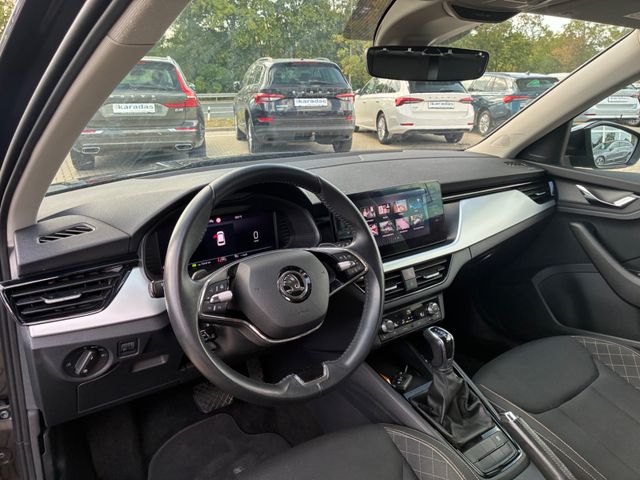 Fahrzeugabbildung Skoda Kamiq 1,5 TSI >AUT/NAV/LED/PDC/SHZ<
