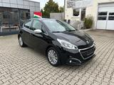 Peugeot 208 1.2 Allure PureTech 110 - schwarze Peugeot 208
