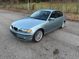 BMW 325i - Automatik*Limousine*Klima*Xsenon*Tuv*Navi - BMW 325 aus 2004: 325i